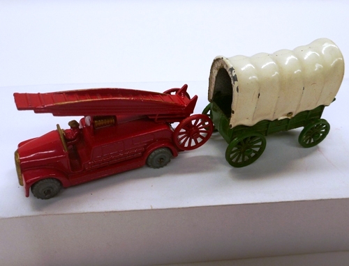 1.9a Fire and Covered wagon wheel comparison.JPG