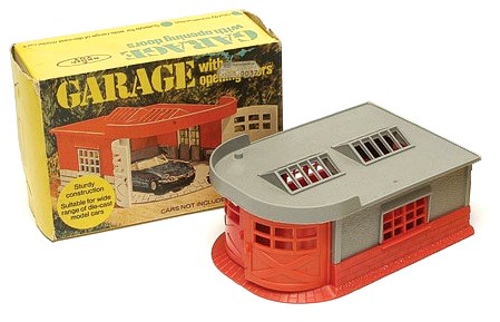 SEGIC GARAGE.jpg