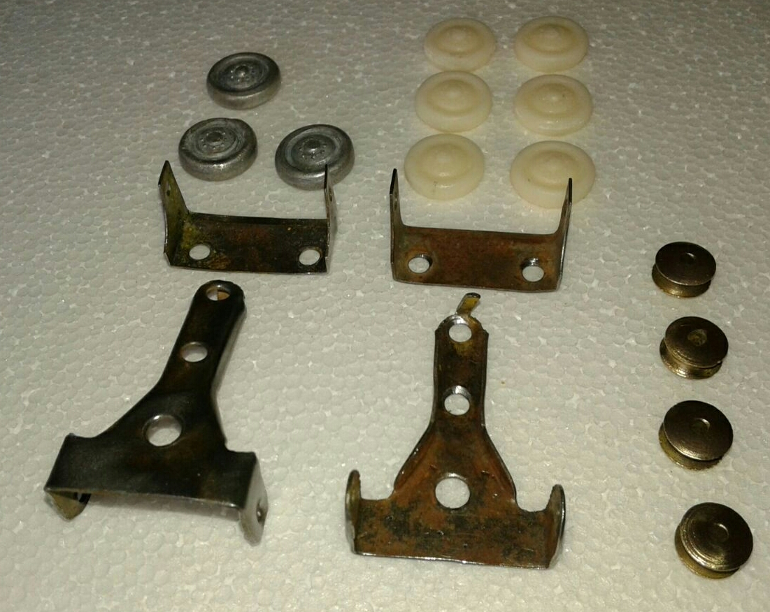 As your item has brass type &quot;Corgi&quot; rims as well as the Fire Engine, the &quot;Bloemfontein items were one without rims and only 3 rims on the Breakdown. I have resin cast some rims for the two items as per the 3 that were available to us.