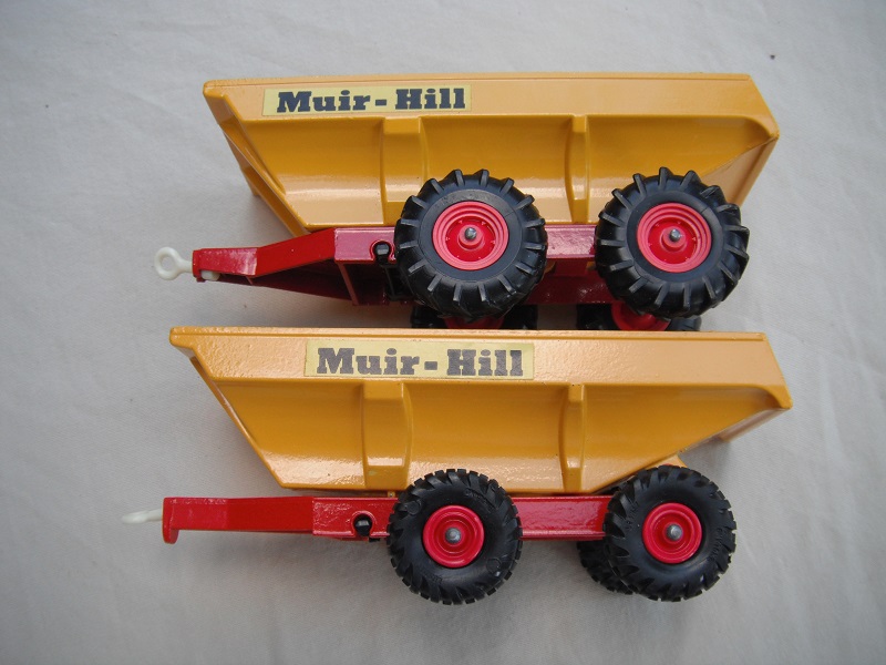 K5C Muir Hill Tractor & Trailer sml or lrg tires.jpg