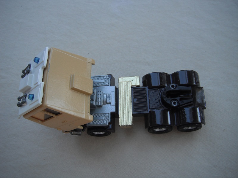 K44C Bridge Layer cab.jpg