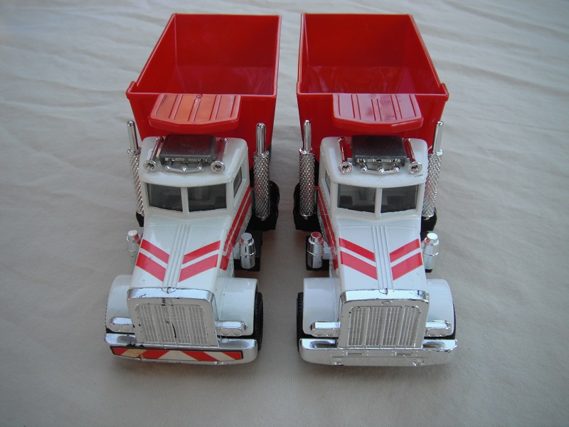 K105B Peterbuilt Tipper  front bumper with or without stripes.jpg