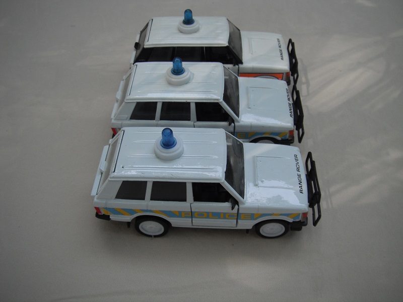 K165A Range Rover Police group picture #3.jpg