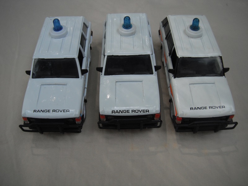 K165A Range Rover Police group picture #1.jpg