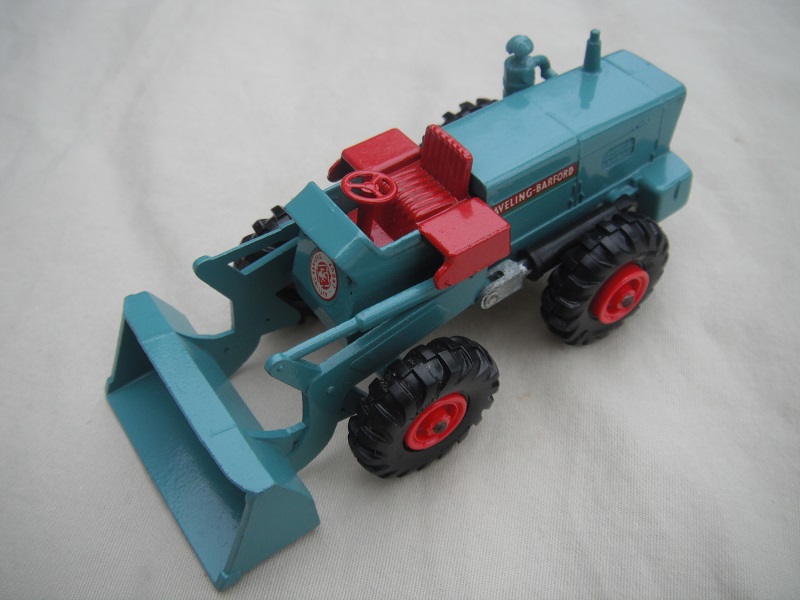 K10A Aveling Barford Tractor Shovel variation #3a.jpg