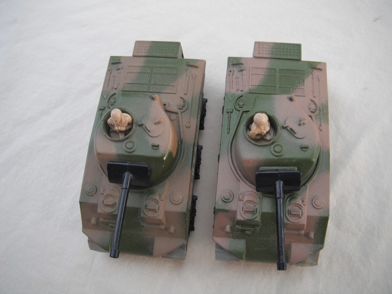 K101A Sherman Tank green tan camo variations.jpg