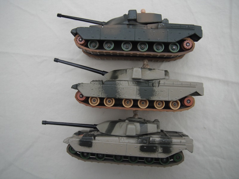K103A Chieftain Tank roller & track variations picture #1.jpg