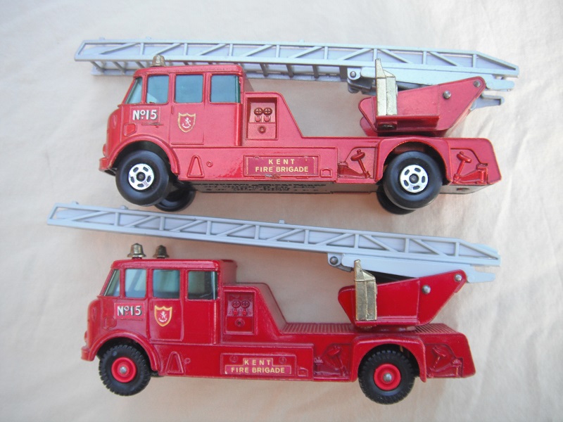 K15A Merryweather Fire Engine regular or superfast wheels.jpg