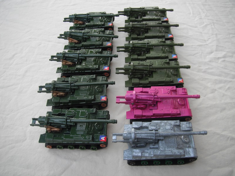 K107A 155MM Self Propelled Gun group picture #3.jpg