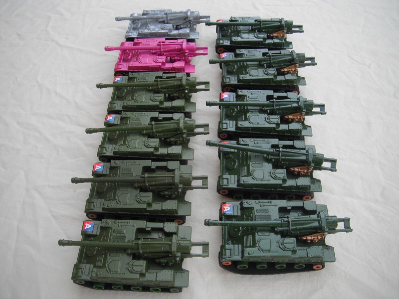 K107A 155MM Self Propelled Gun group picture #2.jpg