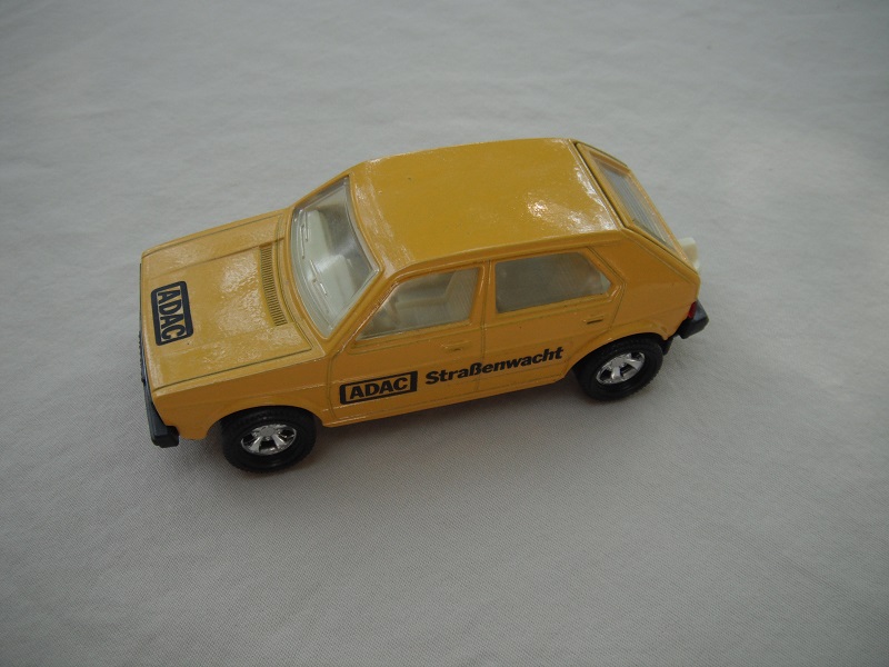 5. Yellow body/cream interior/clear windshield/5 spoke mag wheels/ADAC StraBenwacht/England casting.