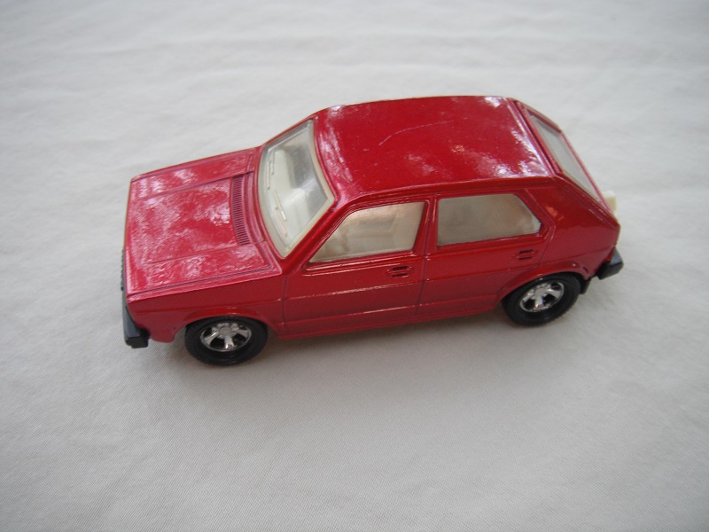 2. Prepro/Red body/cream interior/clear windshield/5 spoke mag wheels/no logos/England casting.