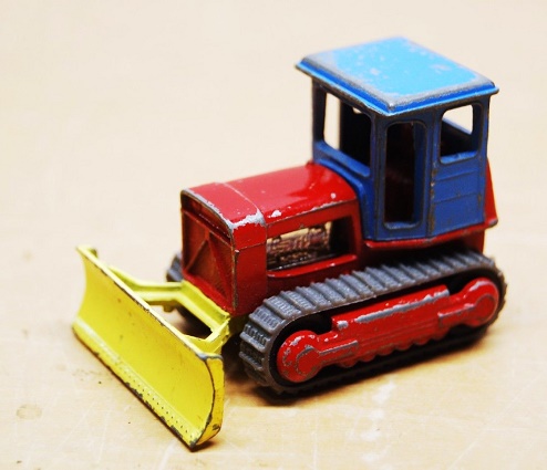 Playart CASE Bulldozer.jpg