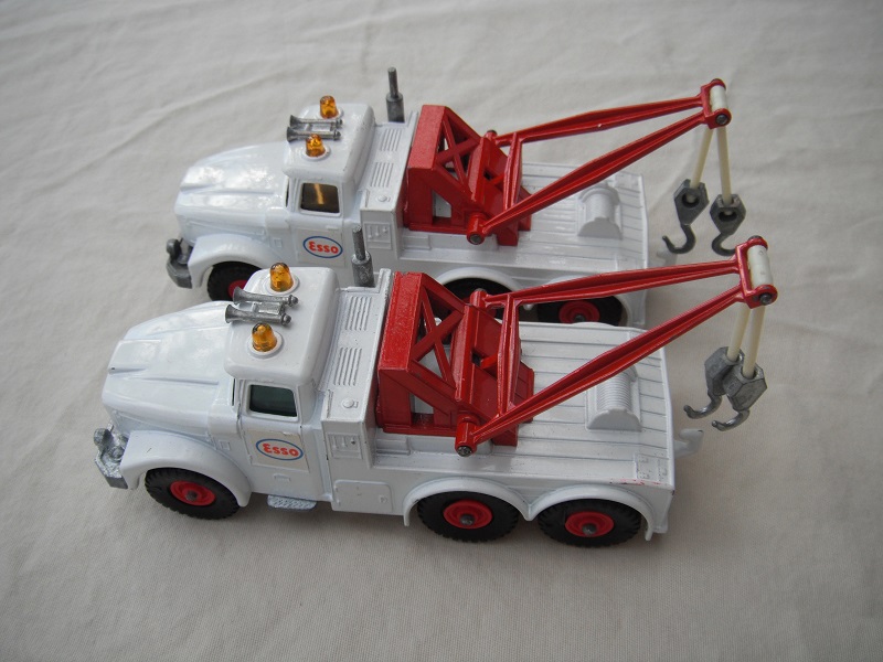 K2C Scammell heavy Wreck Truck Esso silver tow hook variations pic#2.jpg