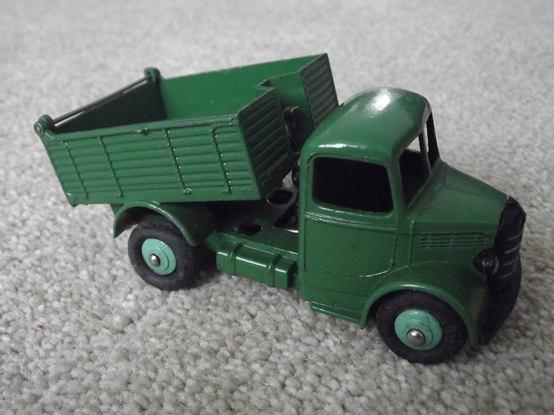 25M Bedford Tipper.JPG