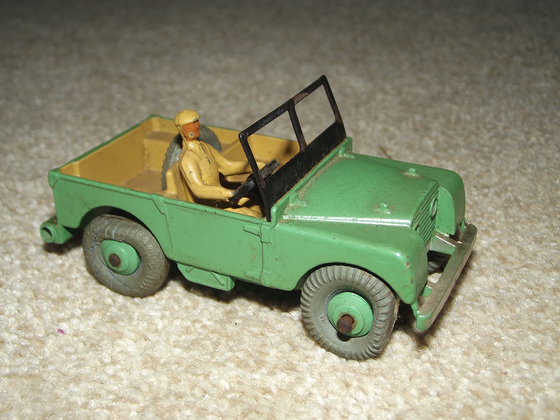 27D Land Rover.JPG