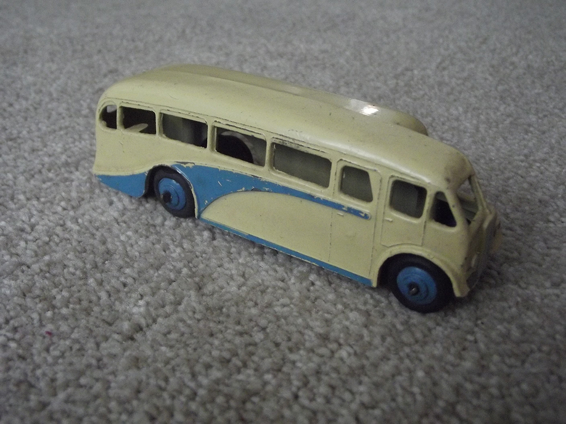 29E Single Decker Bus.JPG