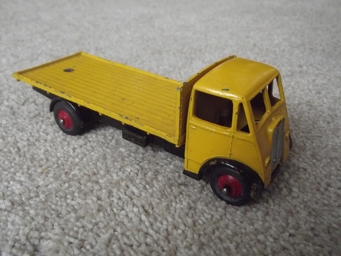 512 Guy Flat Truck.JPG