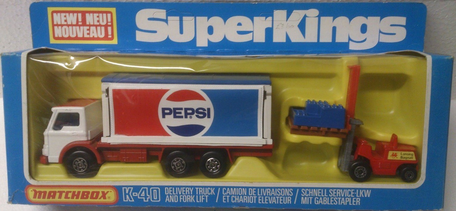 K40B Delivery Truck red base & cab roof Pepsi.JPG