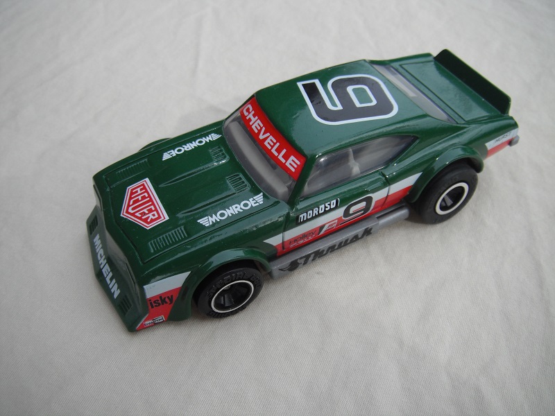 2. Green body with white &amp; red stripes/gray base Macau/gray interior/clear windows/black wheels/pullback motor/Moroso #9.
