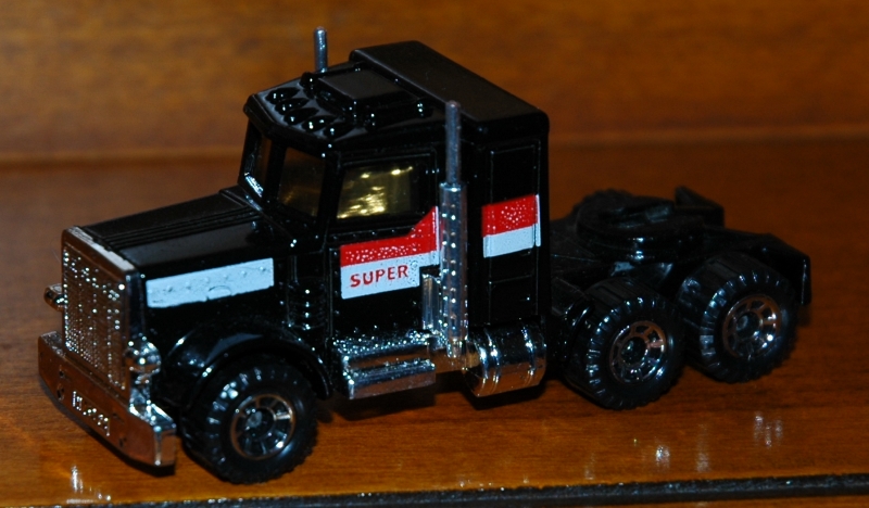 SF43D_Peterbilt_Conventional_Cab_black.jpg