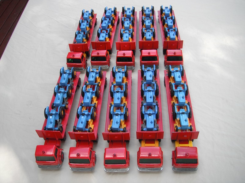 K20A Tractor Transporter regular wheels grp pic #2.jpg