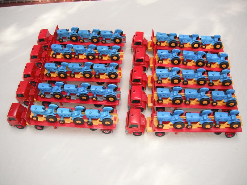 K20A Tractor Transporter regular wheels grp pic #1.jpg