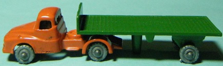 3M1 TOT OOO Body Style #1 Lorry Cab & Trailer Silver-Gray Plastic Wheels & Axels.JPG