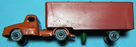 3M5 TOT OOO Body Style #1 Lorry Cab & Trailer Silver-Gray Plastic Wheels & Axels Red Van Box.JPG