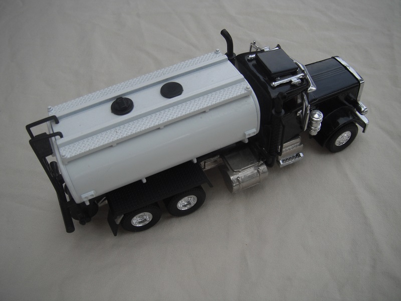 K# Never released  Peterbuilt Tanker picture #2.jpg