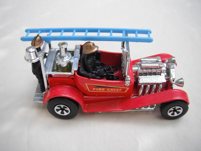 K53A Hot Fire Engine blue ladder.jpg