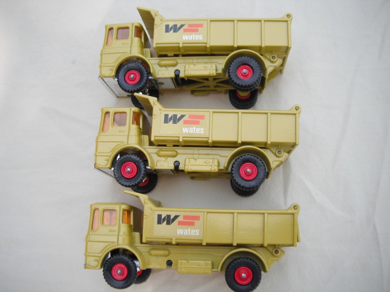 K4C Leyland Tipper All lime green pic#2.jpg