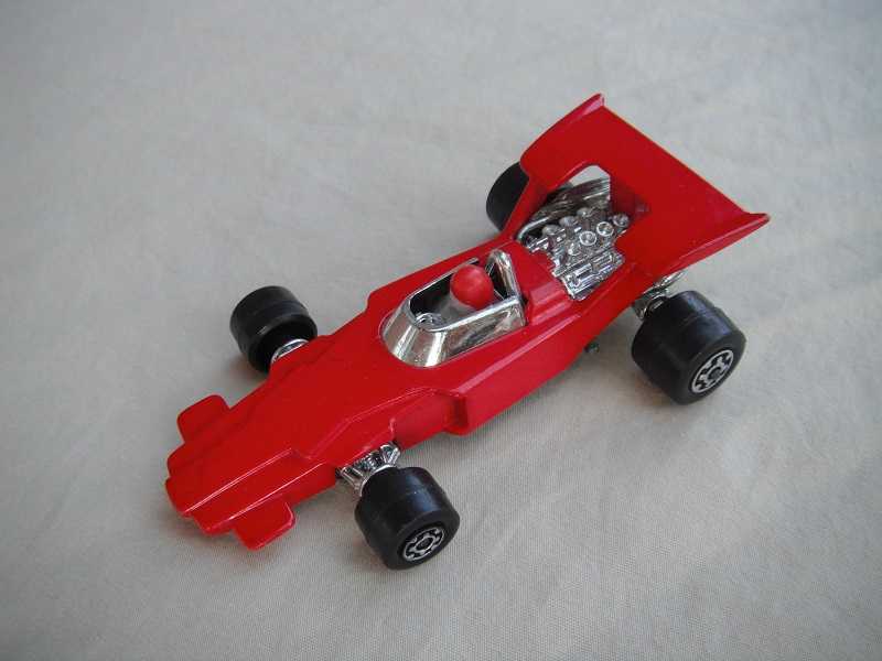 1. PP/Red body/unpainted Speedkings base/type A wheels/white driver with red helmet/no labels