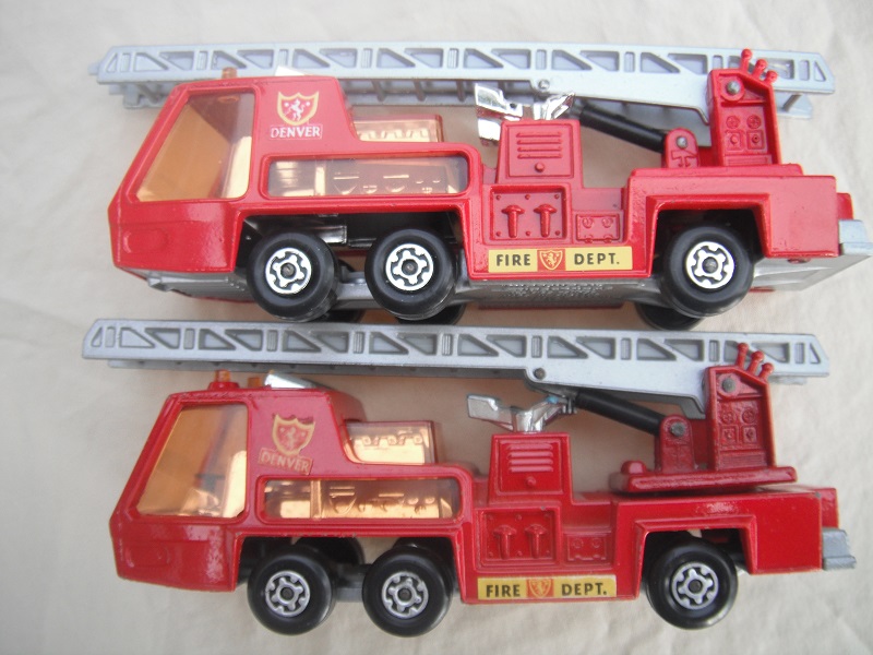 K9C Fire Tender red or dark red ladder platform.jpg