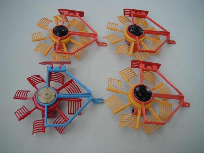 K87A Tractor & Rotary Rake group pic#3.jpg