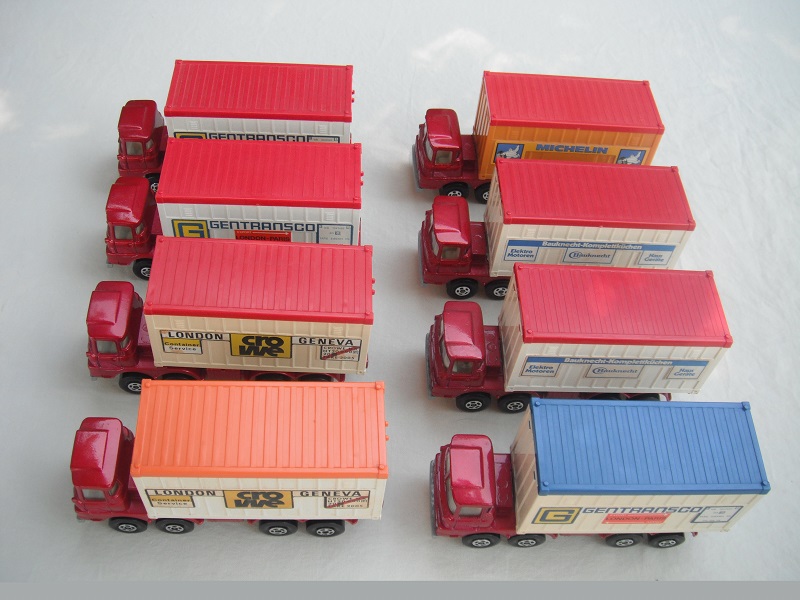 K24B Scammell Container Truck group pic #2.jpg
