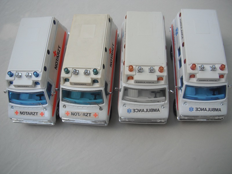 K38B Dodge Ambulance variations of dome lights.jpg