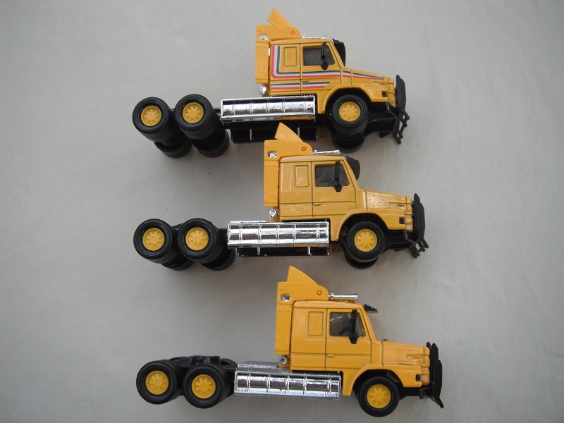 K117B Scania Bulldozer Transporter England made cabs.jpg