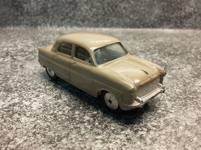 Corgi 200 Ford Consul 1 smaller.jpg