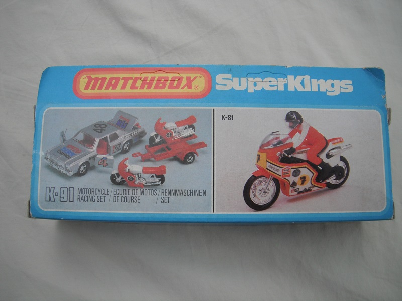 K91A  Motorcycle Racing Set box pic#2.jpg