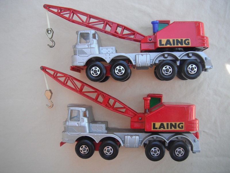 K12B Scammell Crane Truck right or left side hole in hooks.jpg