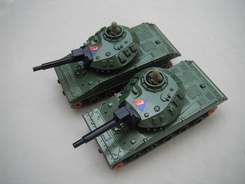 K109A M-551 Sheridan Tank light or dark green driver.jpg