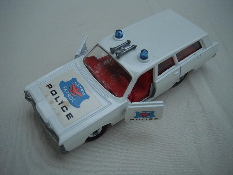 K23A Mercury Police Car opening doors.jpg