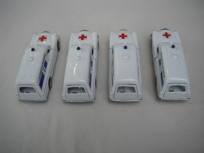 K63A Mercedes Benz Ambulance group pic#4.jpg
