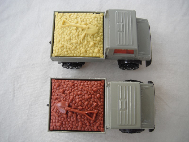 K32B Farm Unimog & Trailer insert variations.jpg