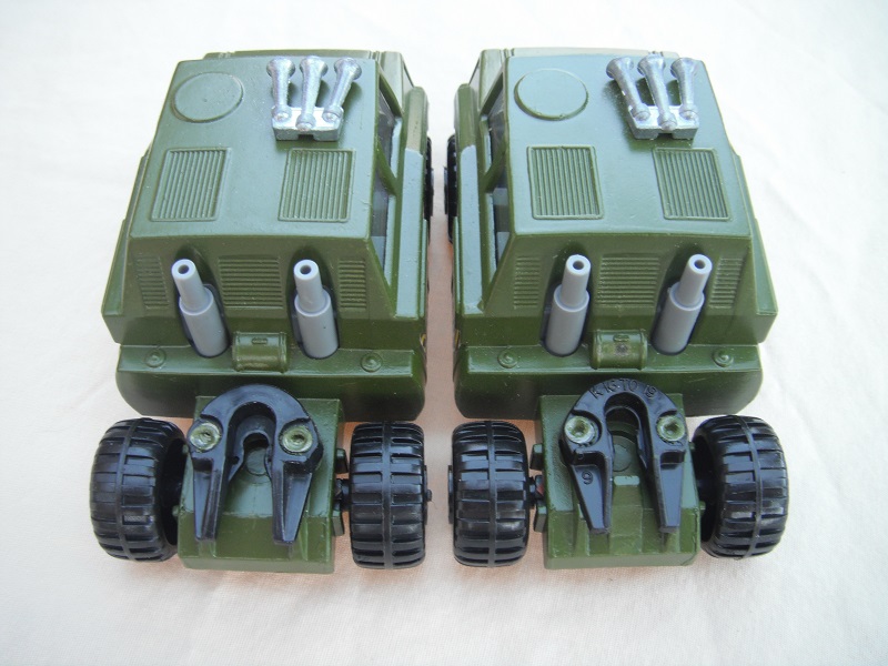 K106A Tank Transporter fifth wheel locking pin variations pic#2.jpg