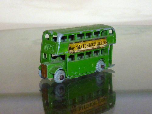 GREEN BUS.jpg