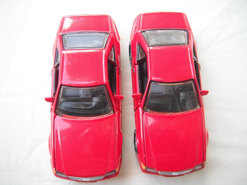 K172A Mercedes Benz 500SL red prepro on left.jpg