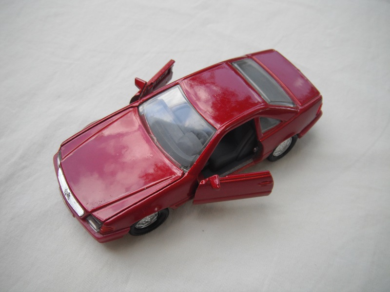 K172A Mercedes Benz 500SL opening doors..jpg