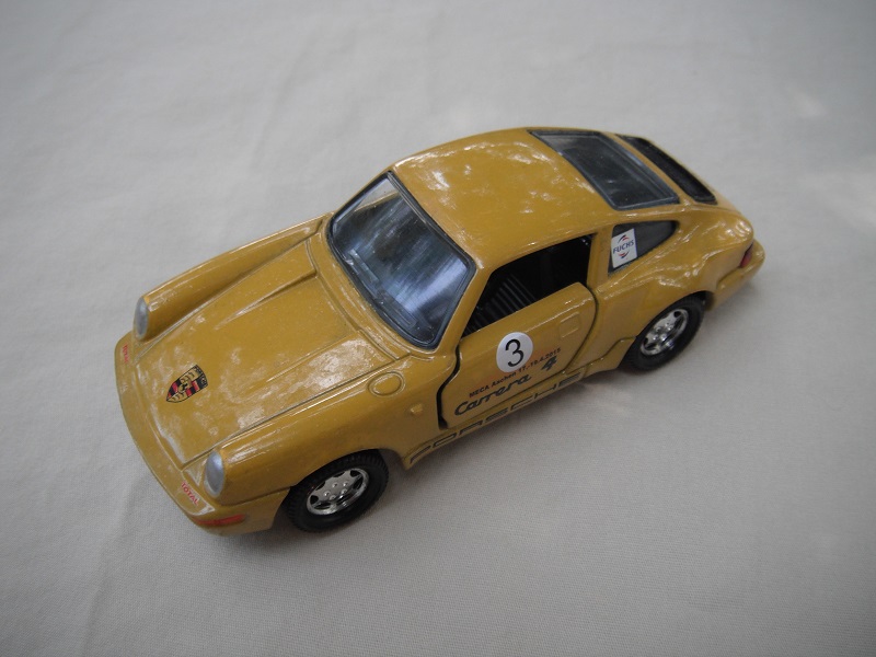 8. Mustard yellow body #3 /black China base/7 hole deep wheels/clear windows/black interior/MECA Aachem 2015/Code 2.